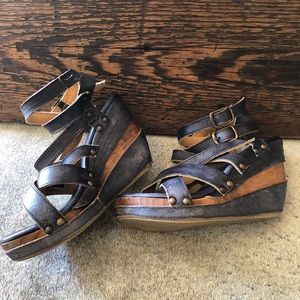 Bed Stu Juliana Wedge